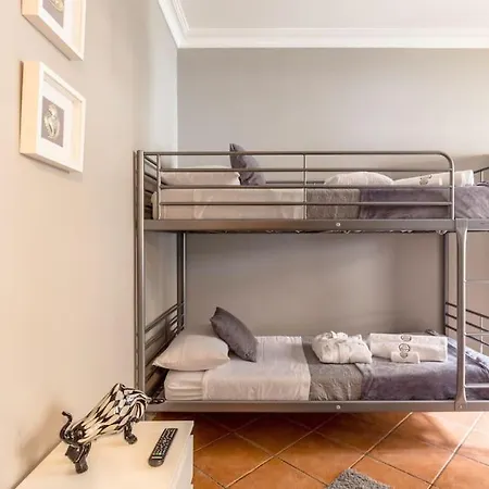 The Chic House , Cir: 19082053c213726 Apartment