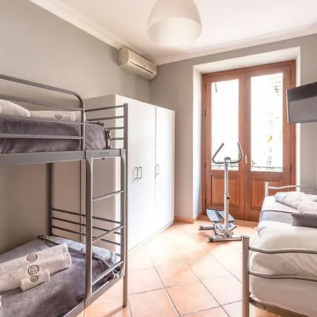 Apartment The Chic House , Cir: 19082053c213726 *